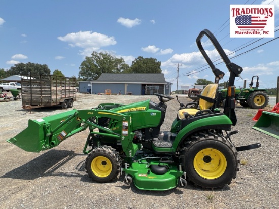 John Deere 2025R 4x4 Tractor with 120R QA Loader