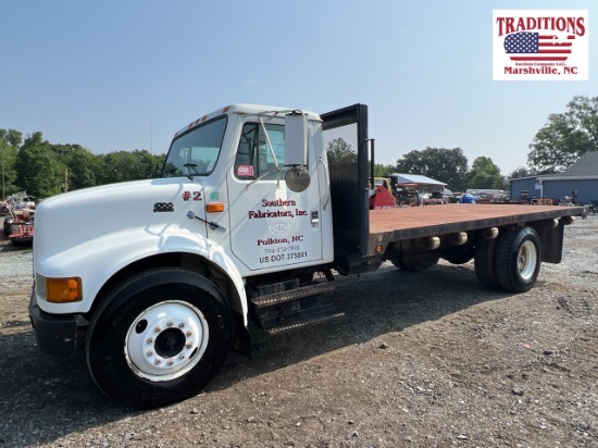 1998 International 4700 Truck VIN 8650