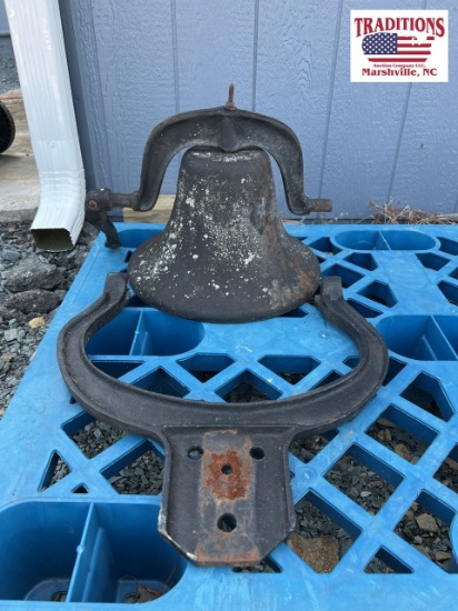 14" Cast Bell with Yoke