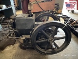 McCormick-Deering International Hit & Miss Engine