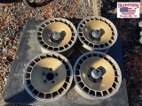 Set of 4 TransAm Wheels 3 center caps