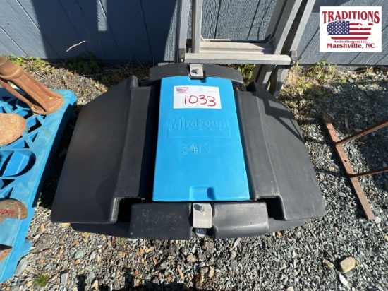 MiraFount Unheated Hog Water