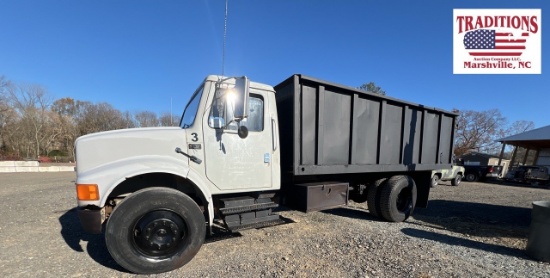 1990 International 4700 Diesel Dump Truck VIN5283
