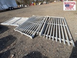(2) Aluminum Gates / (1) Aluminum Panel