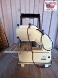 DiamondTech International Model DL5000 Tile Saw