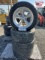 Edelbrock 5 Lug Wheels w Futura P225/55ZR16 Tires