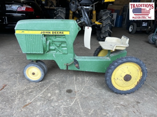 John Deere Pedal Tractor