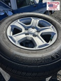 Set of 5 Jeep Wheels w Michelin 245/75R17 Tires