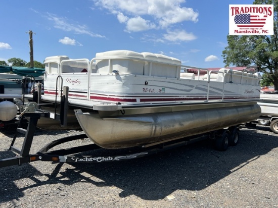 2004 Bentley 24ft Pontoon Boat Hull G304