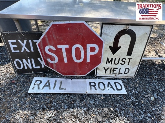 4 Road Signs