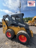 John Deere 318G Skid Loader