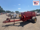 New Holland 575 Square Baler