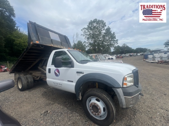 2006 Ford F450 Power Stroke Dump Truck VIN1593