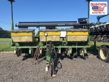 John Deere 1750 Planter