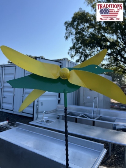 Duck whirlygig