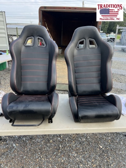2 Bucket Seat