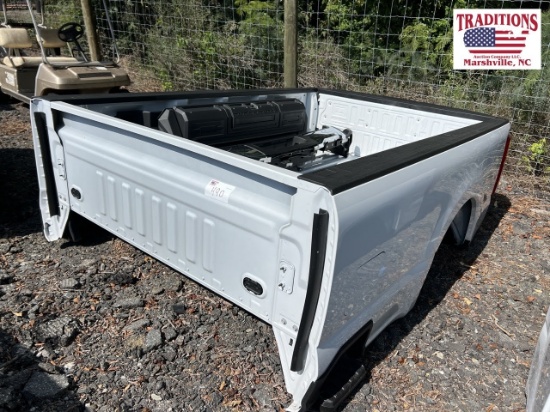 2024 Ford Super Duty 250/350 SRW Chrome Bumper