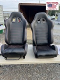 2 Bucket Seat