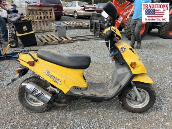 ETON Beamer II Motorcycle