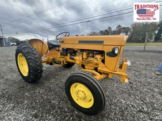 1961 International 240 Utility Gas Tractor
