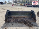 7ft Long 4n1 Bucket mft to fit John Deere