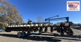 Kinze 3600 Planter 40ft 16 Row