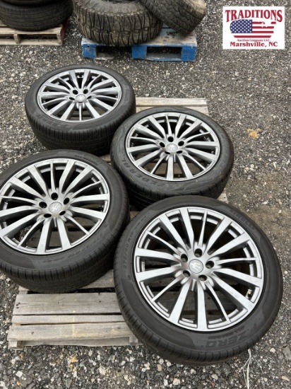 4 Maserati 19" Wheels Pirelli Tires