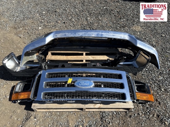 1999-03 Ford Super Duty F250-550 Bumper and Grill