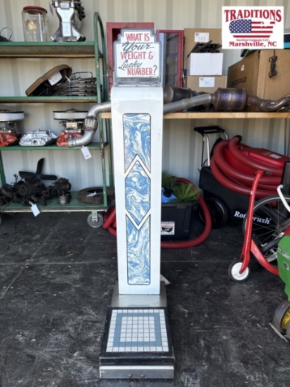 What’s your weight & Lucky Number Machine