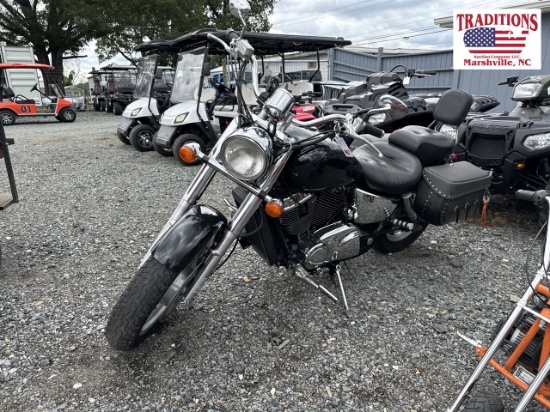2004 Honda Sabre 1100 VIN 2626