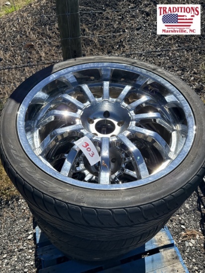 Set of 4 5 Lug Chrome Wheels w Tires