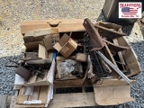 Mixed lot of Mopar parts