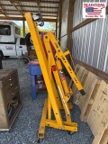Performance Tool 8 Ton Ram Lift