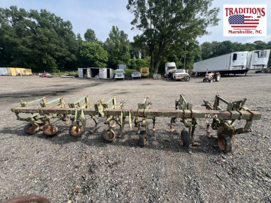 John Deere 3pt Cultivator