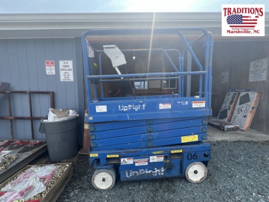UpRight Scissor Lift