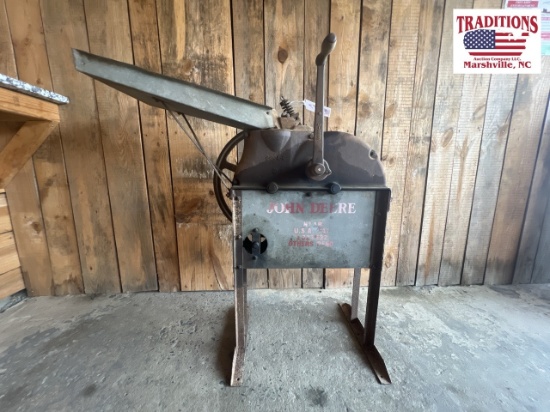 John Deere Corn Sheller