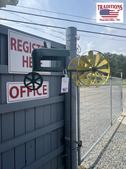 Tractor Whirligig