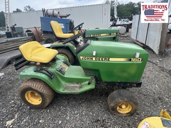 John Deere 160 Riding Mower