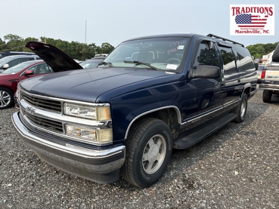 1998 Chevrolet Suburban VIN4152