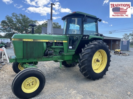 John Deere 4240 Tractor