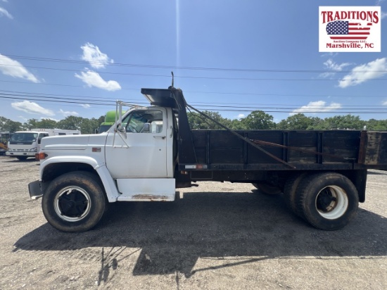 1984 GMC 7000 Dump Truck VIN8876