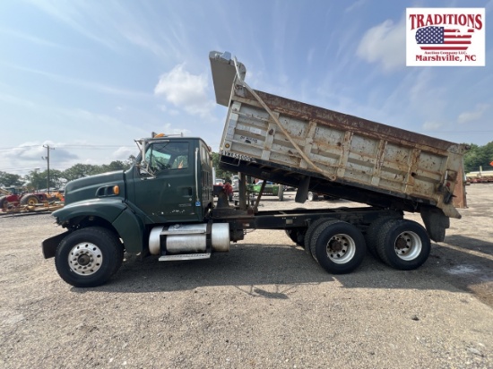 2007 Sterling Dump Truck VIN8299