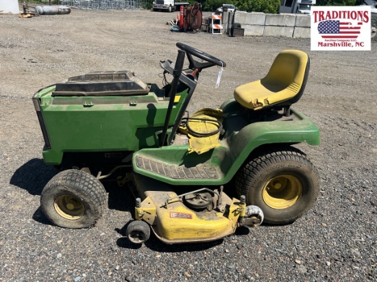 John Deere Riding Mower
