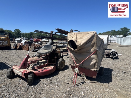 Snapper Riding Mower with Bagger System