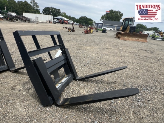 Wolverine Mini Skid Steer Pallet Fork