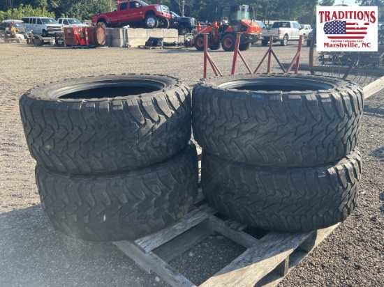 Toyo M/T 33x12.50R20LT Tires
