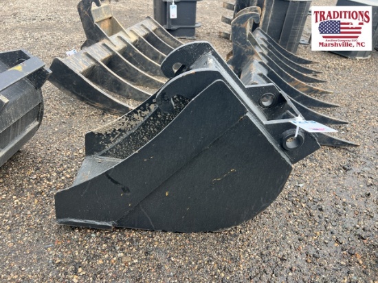 Quick Attach 12" Smooth Bucket