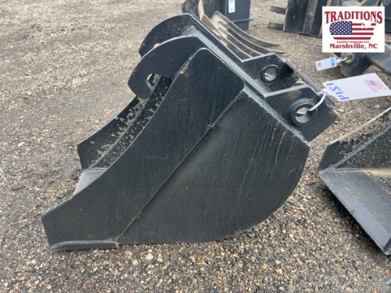 Quick Attach 12" Smooth Bucket