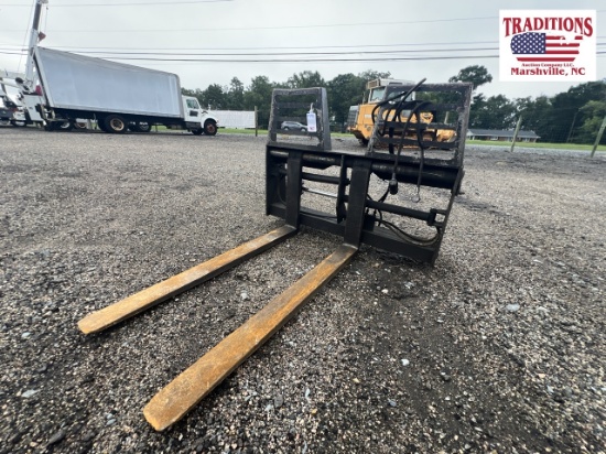 Hydraulic Step Through Pallet Forks