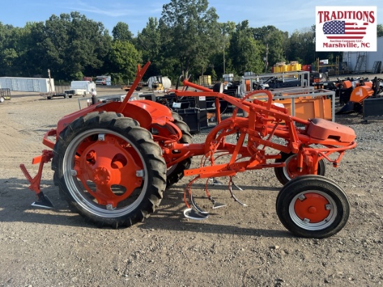 G Allis Chalmers Tractor